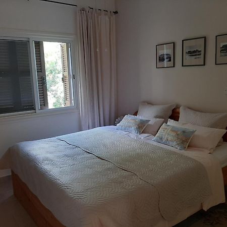Limnaria Deluxe Maisonette Paphos Bagian luar foto