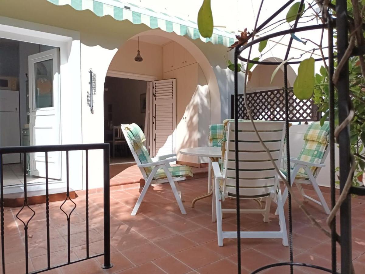 Limnaria Deluxe Maisonette Paphos Bagian luar foto