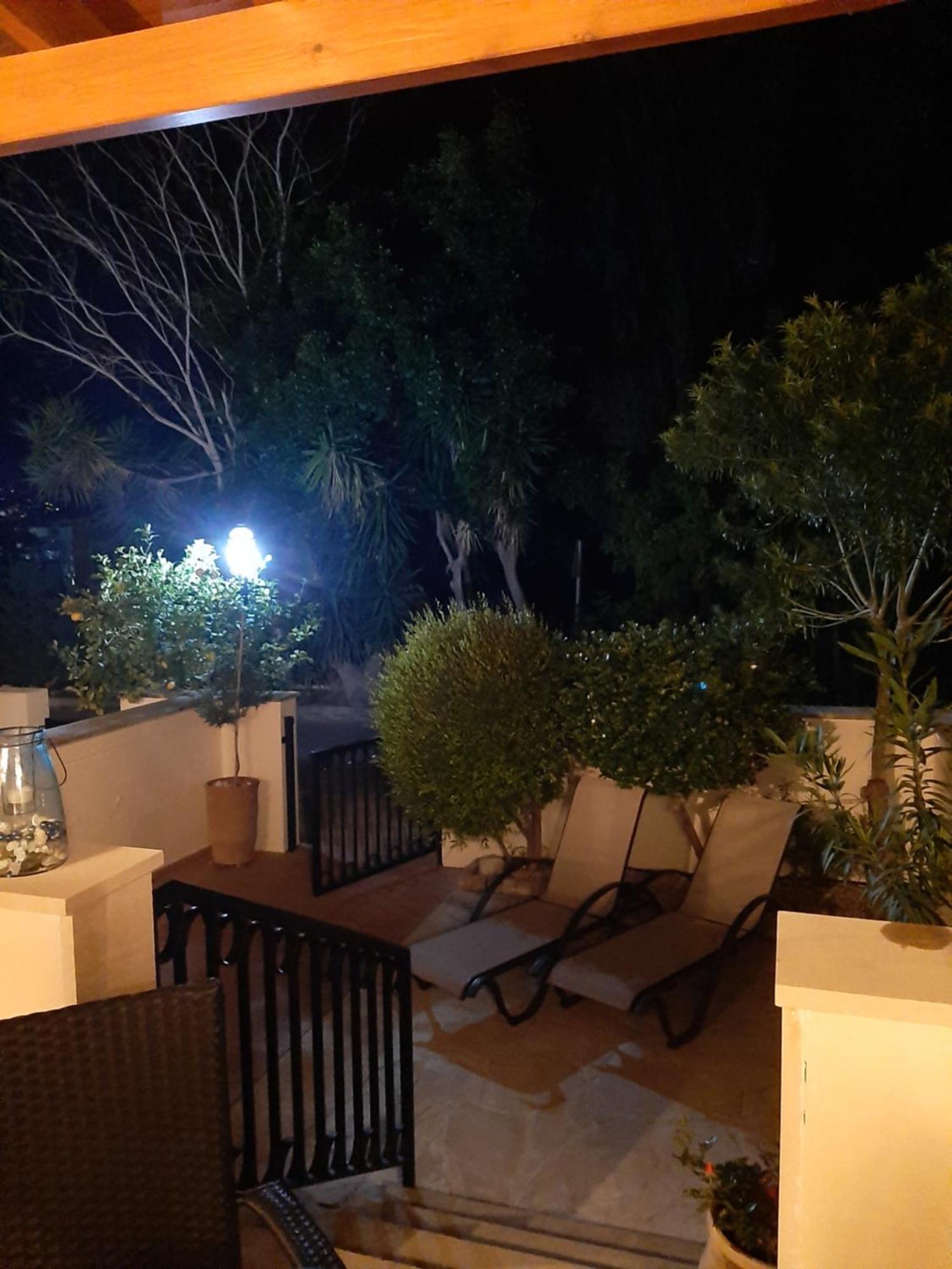 Limnaria Deluxe Maisonette Paphos Bagian luar foto