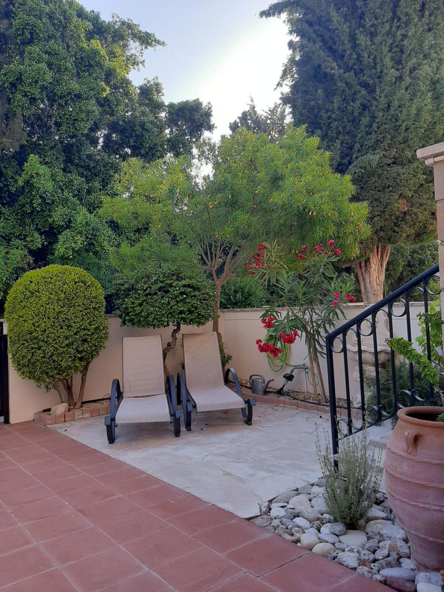 Limnaria Deluxe Maisonette Paphos Bagian luar foto